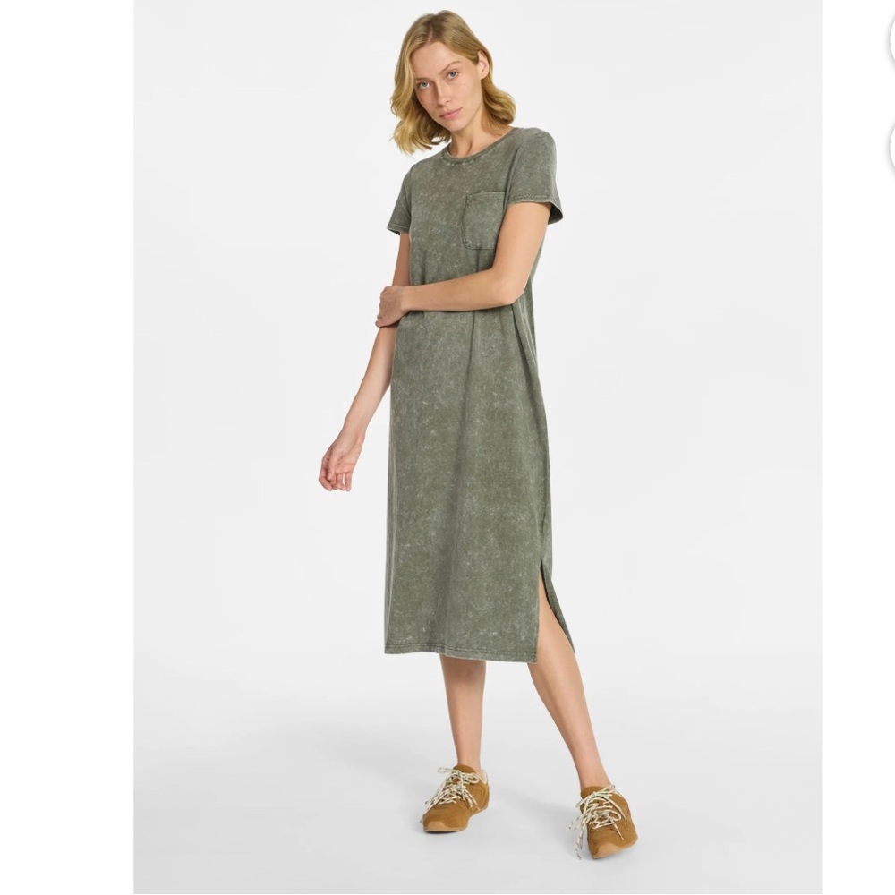 Time & Tru Casual Short Sleeve Midi T-Shirt Dress in Acid Wash Dark Green - Picture 1 of 9